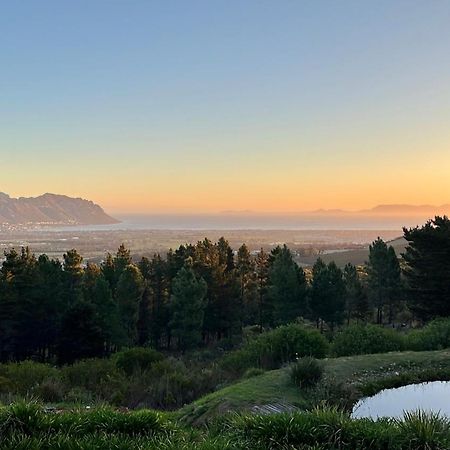 Lalapanzi Lodge Somerset West Exteriér fotografie